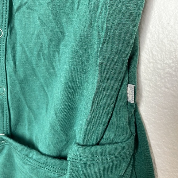 Kyte newborn gown in emerald - Picture 4 of 4